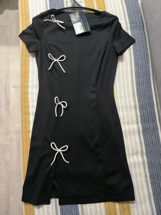 Платье новое нарядное