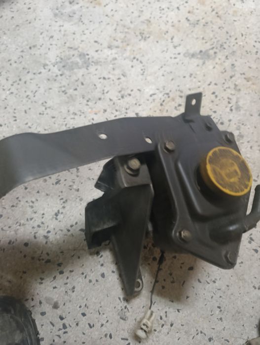 Помпа хидравлична за Субару