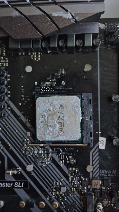 Процессор Ryzen 9 3900x