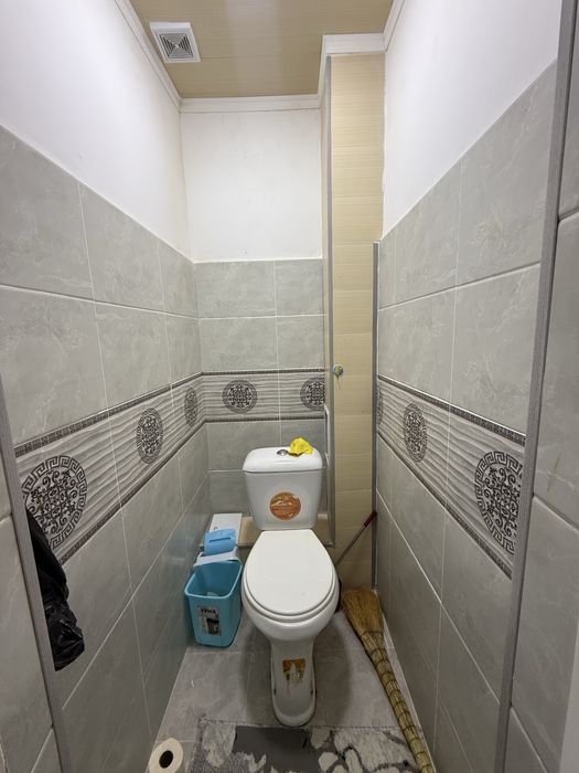 Срочно ижарага берилади оилага 2 хона 2- етаж 22- мактаб олдида