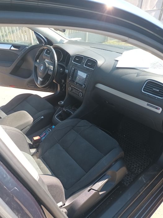 Dezmembrez Volkswagen golf 6 2.0 tdi cbab  europa