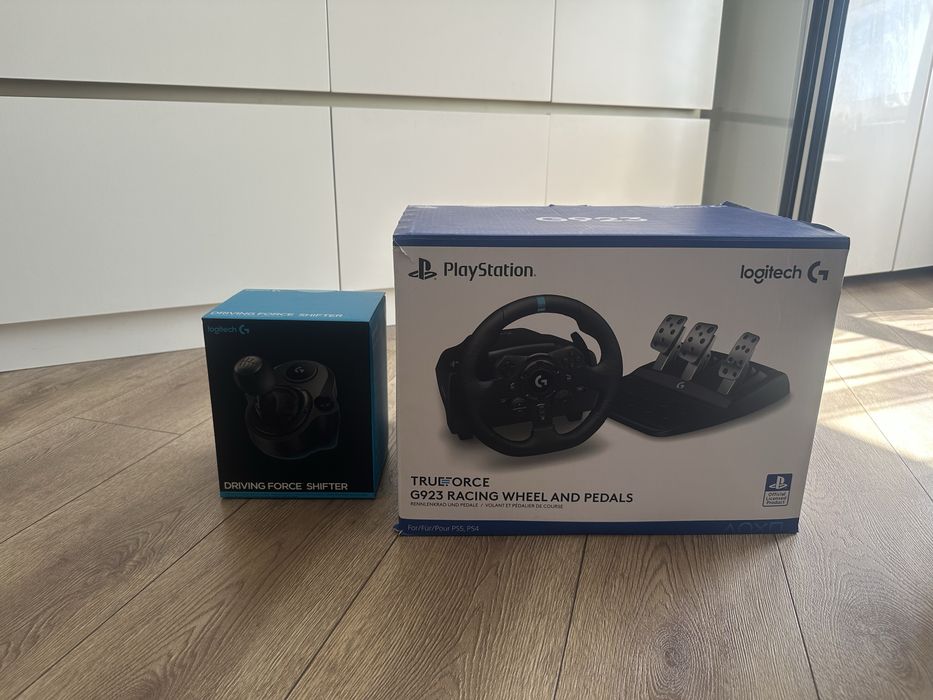 Руль Logitech G923 True Force