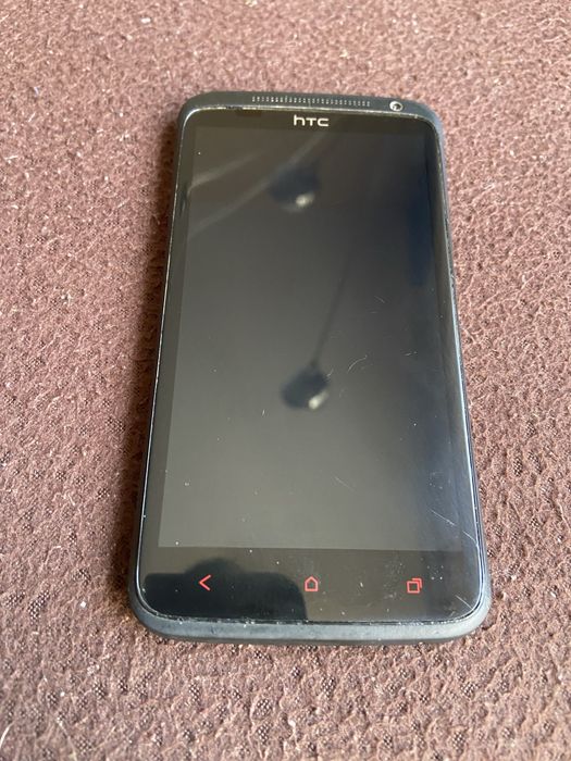 Телефон HTC One X +