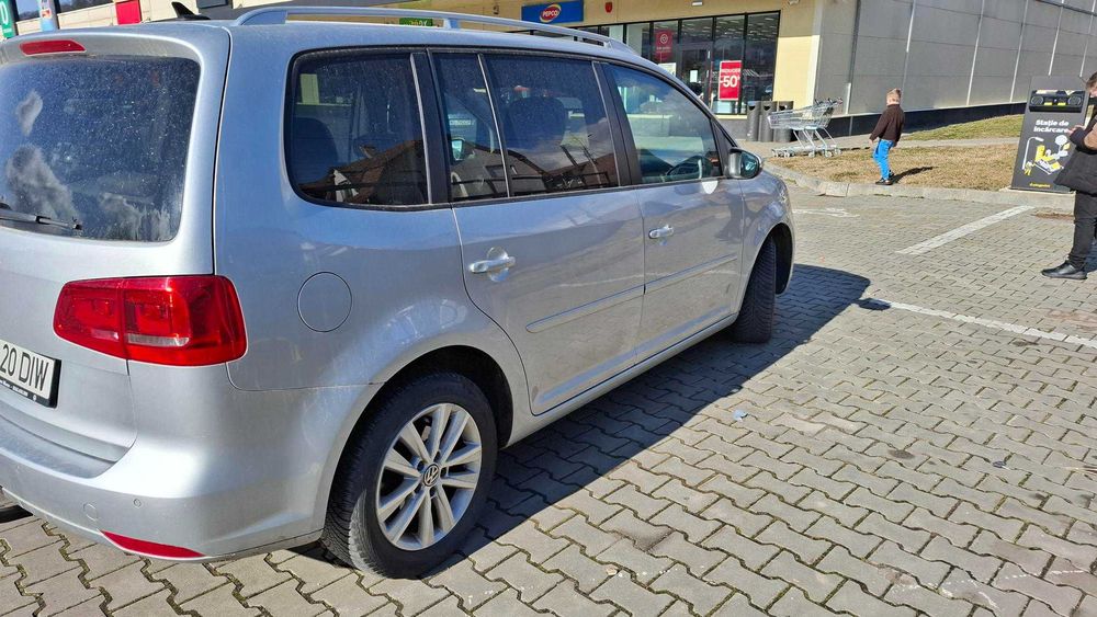 VOLKSWAGEN Touran 2014 — imagine 2