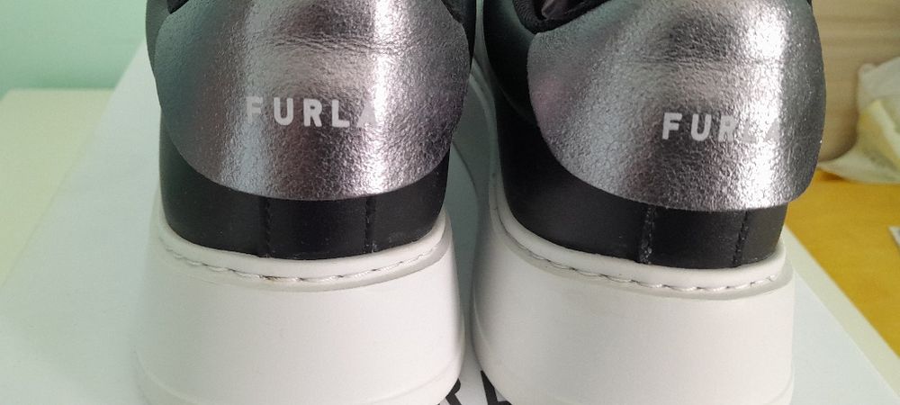 Furla-дамски спортни обувки 36 р-р