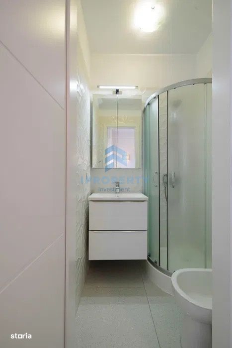 Quadra Place 3 Camere Renovat cu balcon si loc de parcare