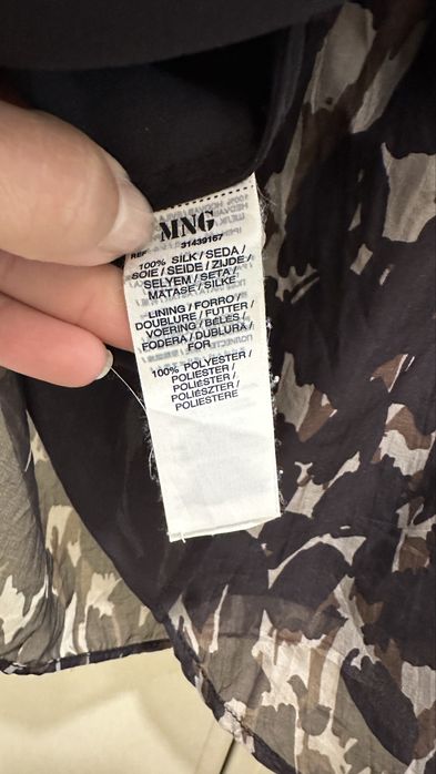 Рокля от коприна Mango