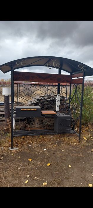 Мангалы с шампурами