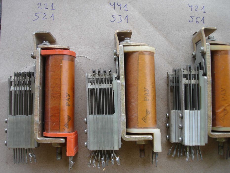 Български асансьорни релета РАУ 48 волта