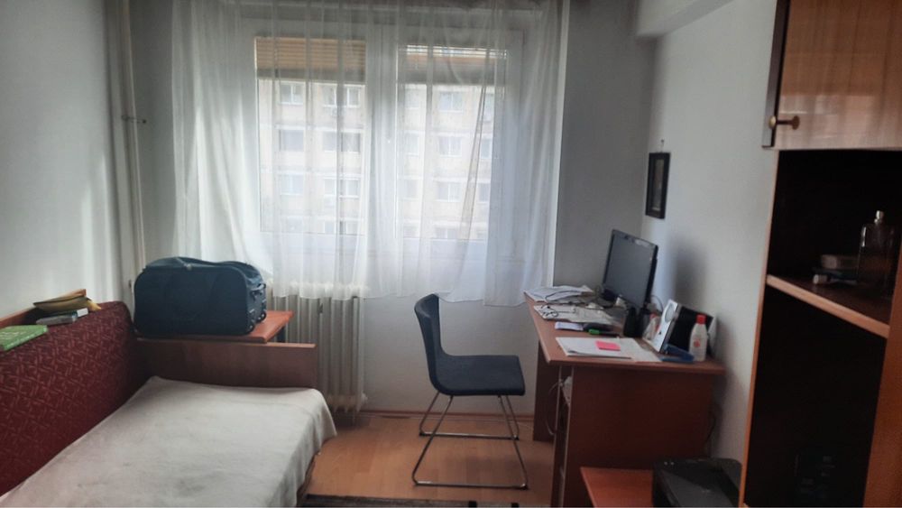 Apartament 3 camere Frigocom - Al. Lunca Siretului