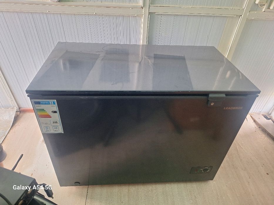 Павильон с мороженым оборудованием