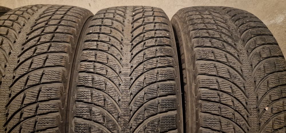 Зимни гуми 235 60 18
