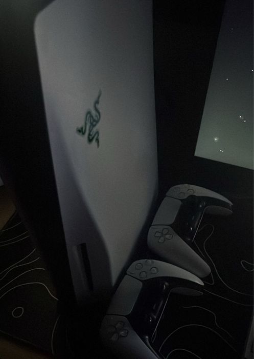 Продаю ПК + PS5 с играми