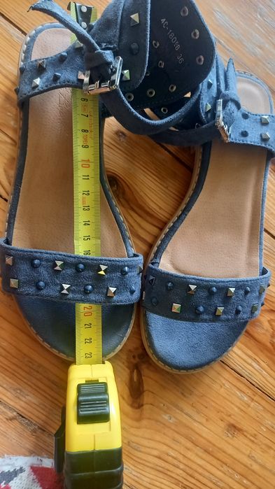 Съндали,имитация на дънкови обувани веднъж в отлично състояние 36 н!