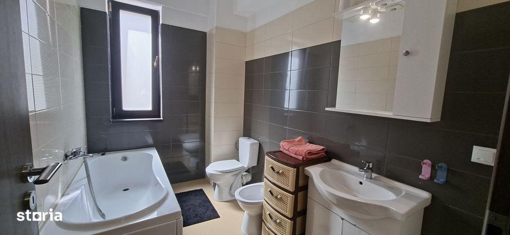 Apartament cu doua camere, decomandat, parcare, etajul 1, Visoianu
