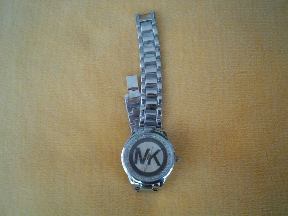 Ceas dama MK, nou