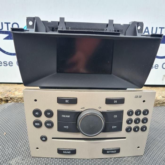 Radio Cd30 cu ecran Opel Zafira B