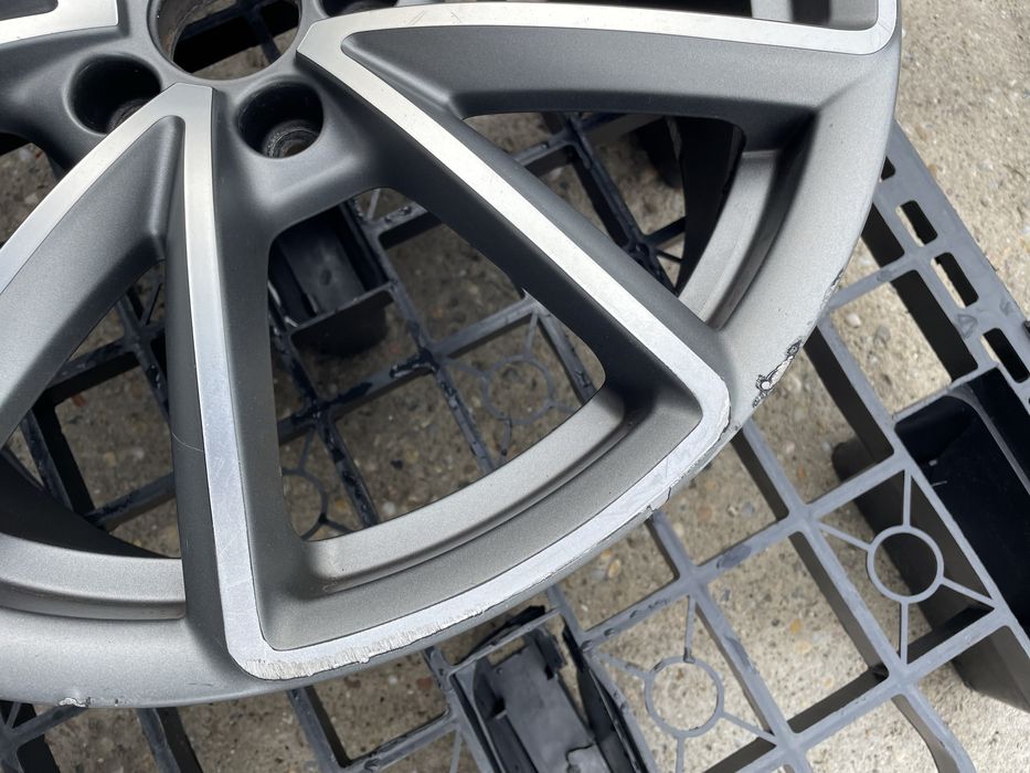 Janta Audi A4 S4 B9, R19 8W0601025EA si R18 8W0601025EB