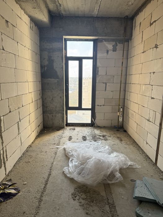 Продается квартира в элитной новостройке Qorasuv Plaza 3 ком. 93 кв.м