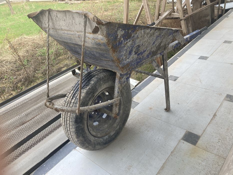 Арава сотилади тележка