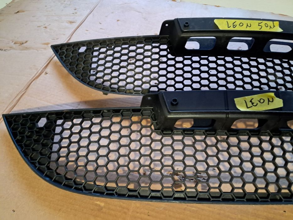 Централна  решетка броня  Seat Leon 2004 /2010г