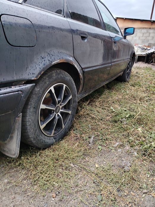 Продам машину AUDI 80 B4