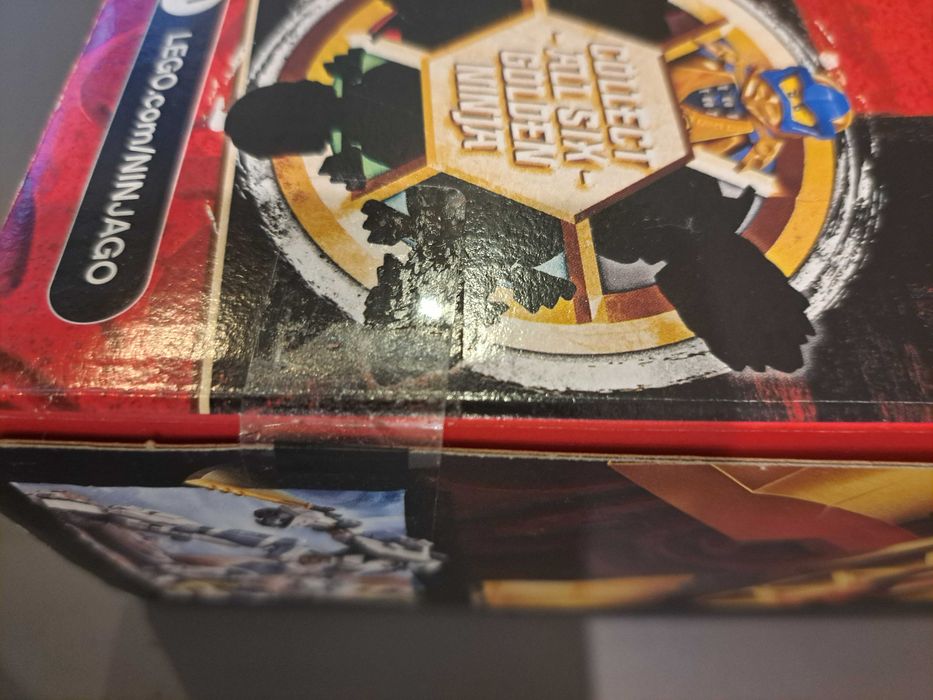 Lego Ninjago 71738 - Битка с титаничния робот на Zane