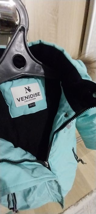 Продам зимнюю куртку