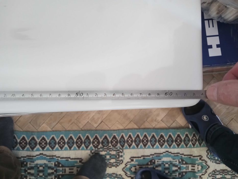 Vand chiuveta cu masca de chiuveta