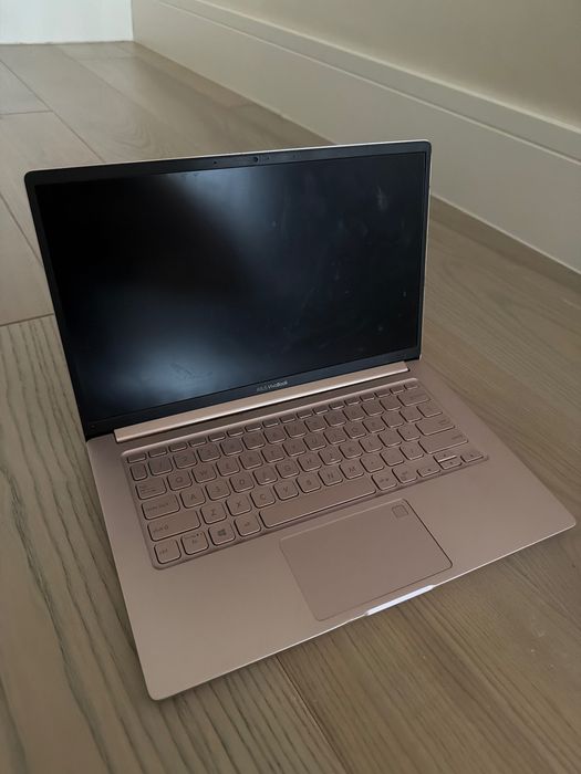 Laptop Asus VivoBook