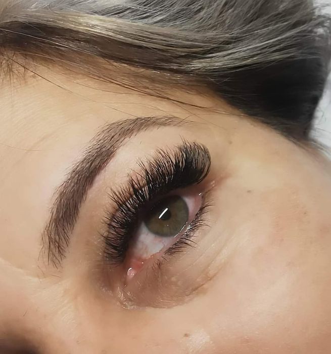 Stilizare sprâncene +vopsit, extensii de gene 1-3D Brașov