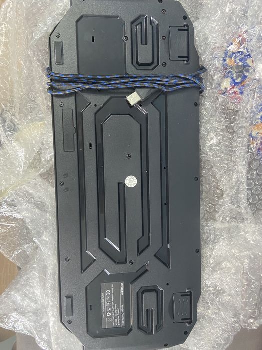 Продаю клавиатуру crown