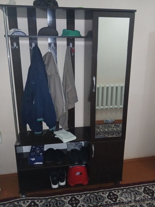 Мебель шкаф, прихожий