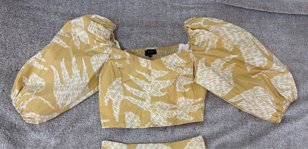 Продам костюм Zarina