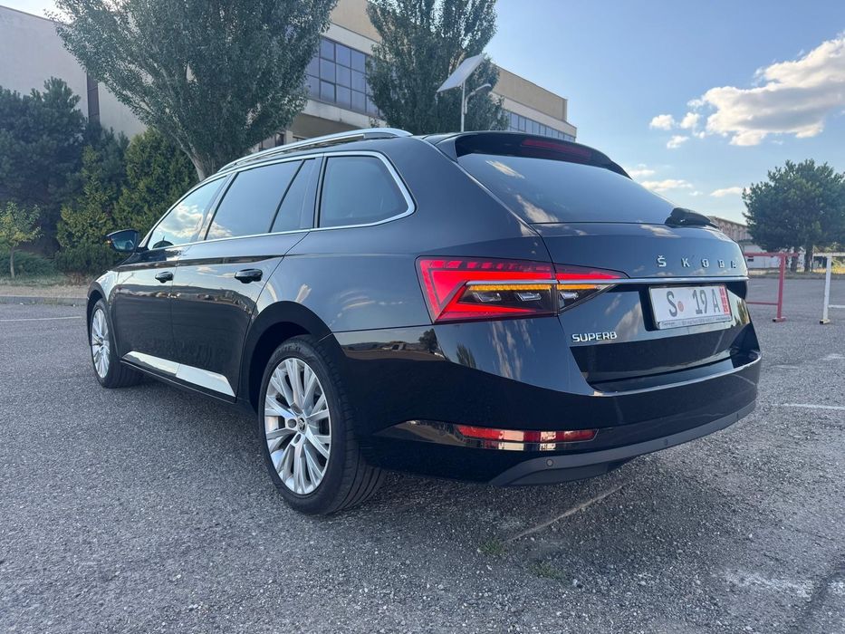 Skoda Superb  2022/Matrix/Virtual/Alcantara/Ambientale/Camera