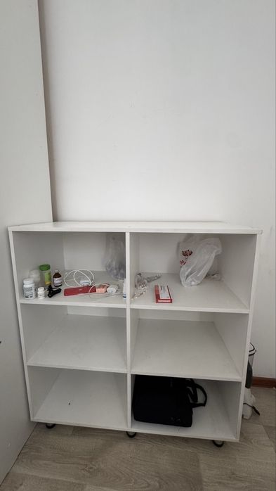 Белый стеллаж/тумба  + в подарок блендер