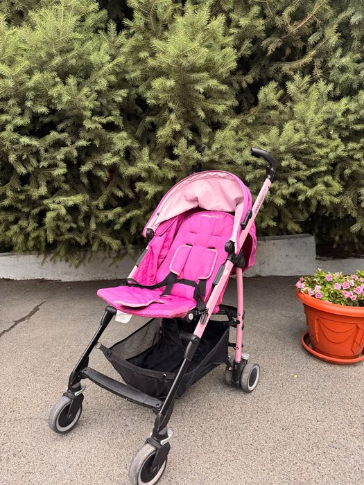 Детская коляска бренда Chicco