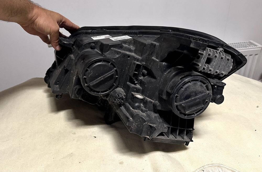 Десен фар Mercedes GLA A156 Intelligent Light System