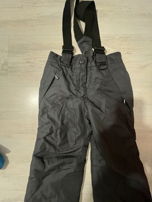 Зимен гащеризон и ръкавици