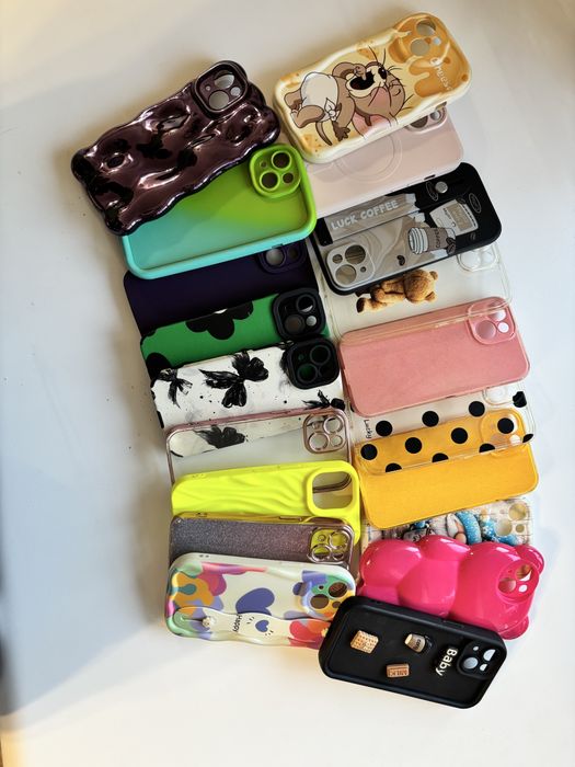 Huse iphone 15- 20 buc aproape noi-pachet avantajos