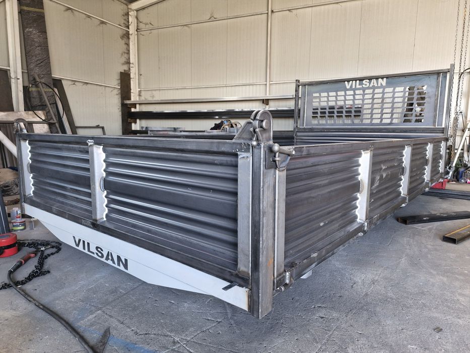 Bene basculabilă de la 2300 euro.