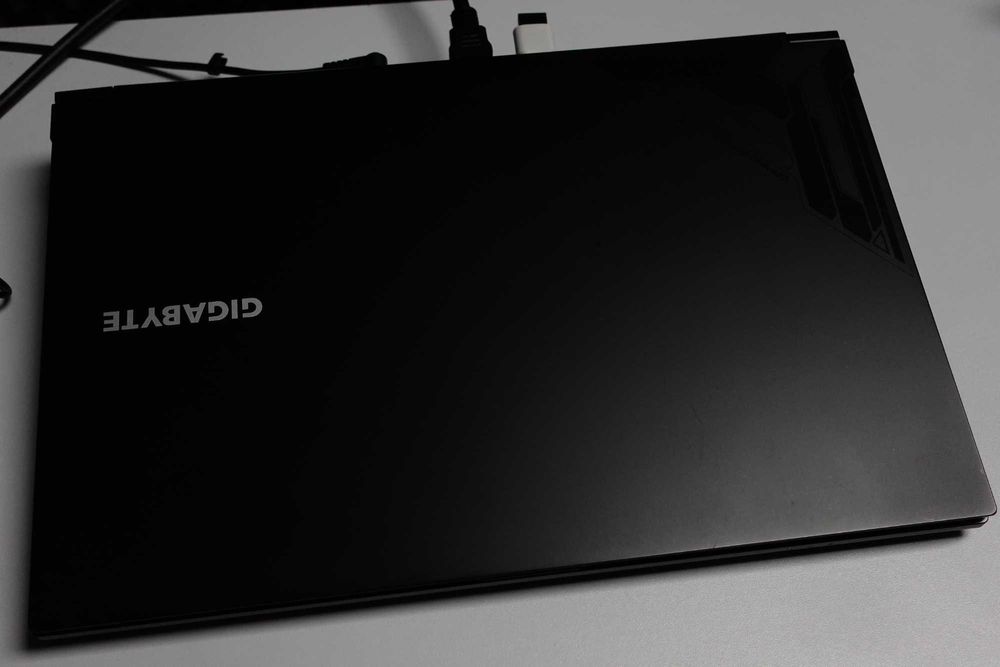 Laptop Gaming Gigabyte G5 MF i5-12500/RTX4050/16GB RAM