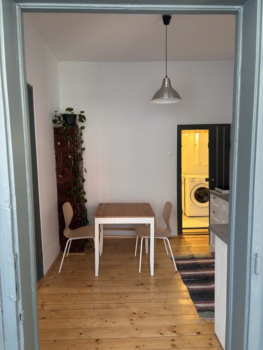 Închiriez apartament la curte comună zona Elisabetin