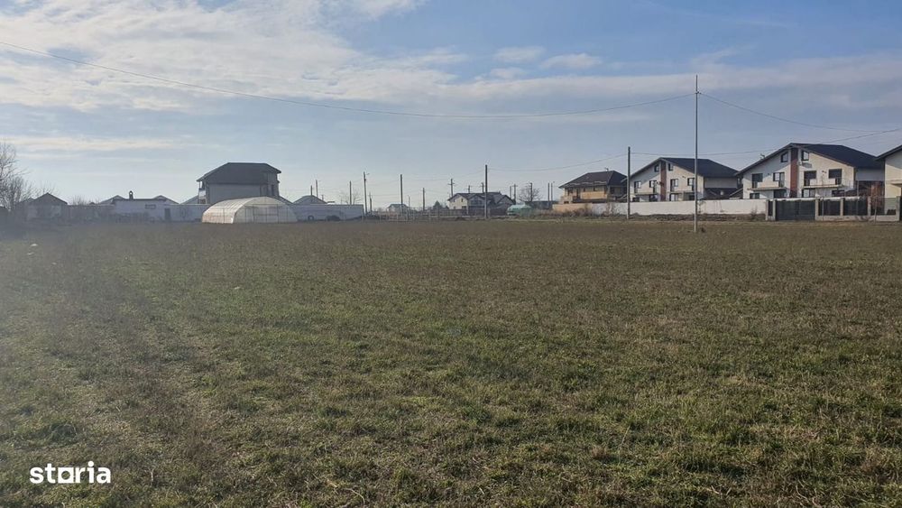 Teren intravilan de vânzare, acces pavat