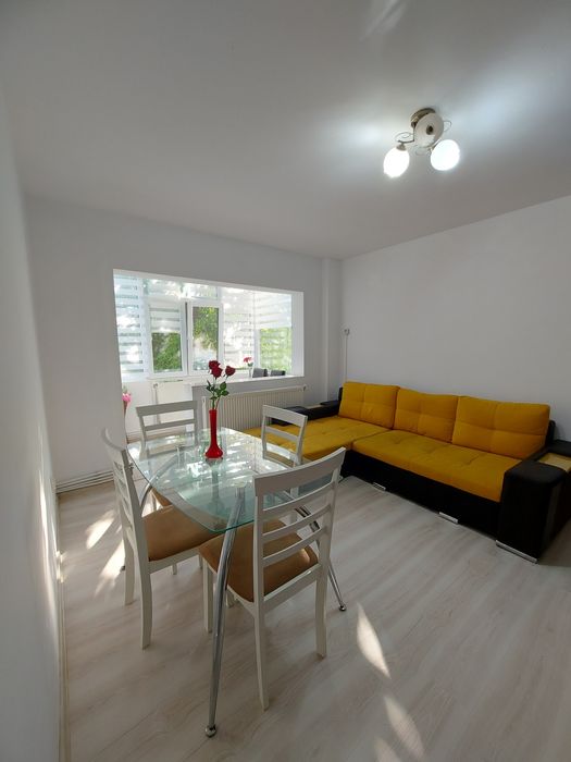 Proprietar închiriez apartament etaj 2 - zona Orizont