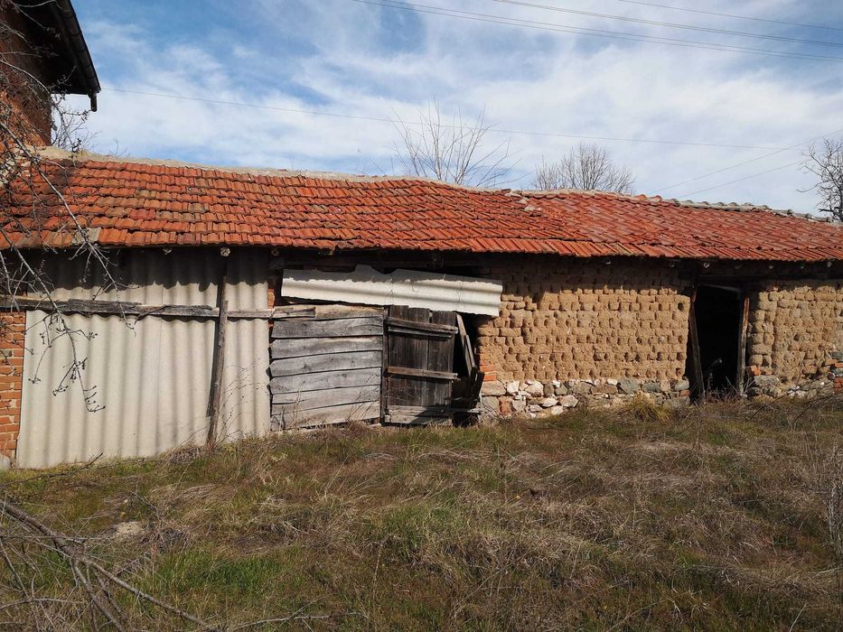 Продава се Къща в с. Овчарово, Област Хасково - 240 кв.м за 64 €/кв.м - Снимка #12