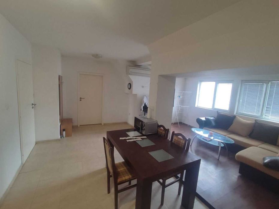 Дава се под наем Двустаен апартамент в Пловдив, Кършияка - 80 кв.м за 357 € - Снимка #1