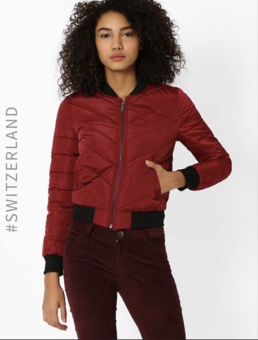 Дамско късо зимно яке