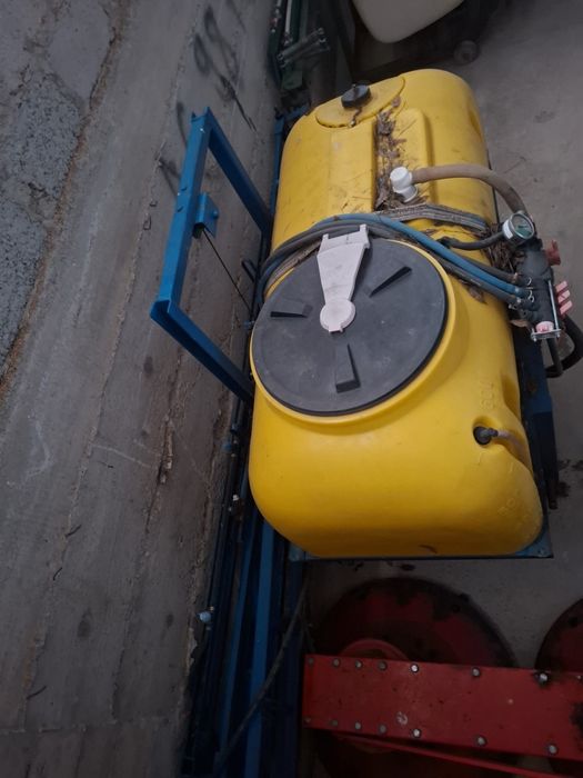 Instalatie met de erbicidat