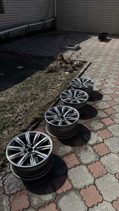 Диски от BMW 5 G30 R18